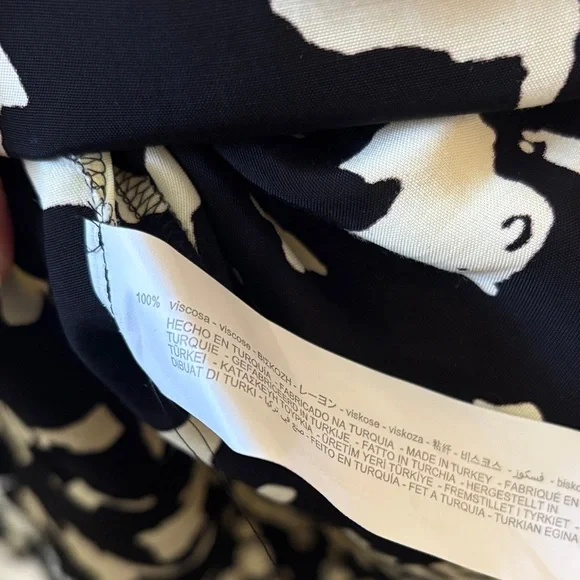 Zara Viscose Black and Cream Maxi Skirt - Picture 2 of 5